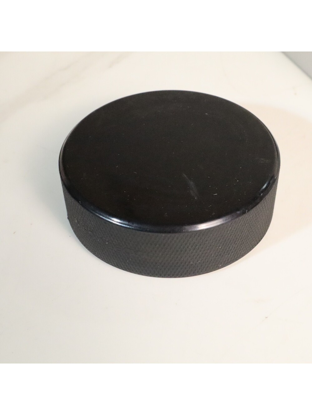 Hug Flight Official Size Black Ice Hockey Pucks Bulk Lot Approx. 28–30 New